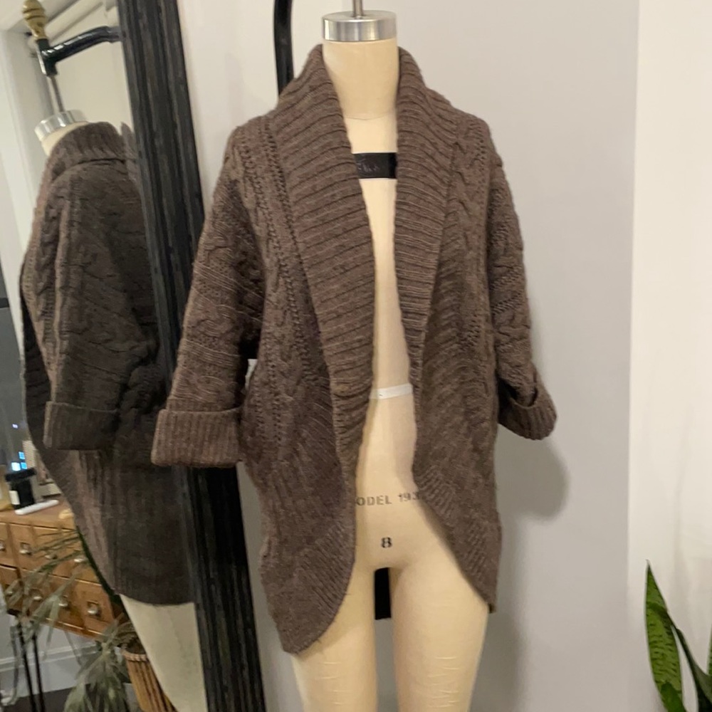 Express cocoon cardi 3/4 sleeeve